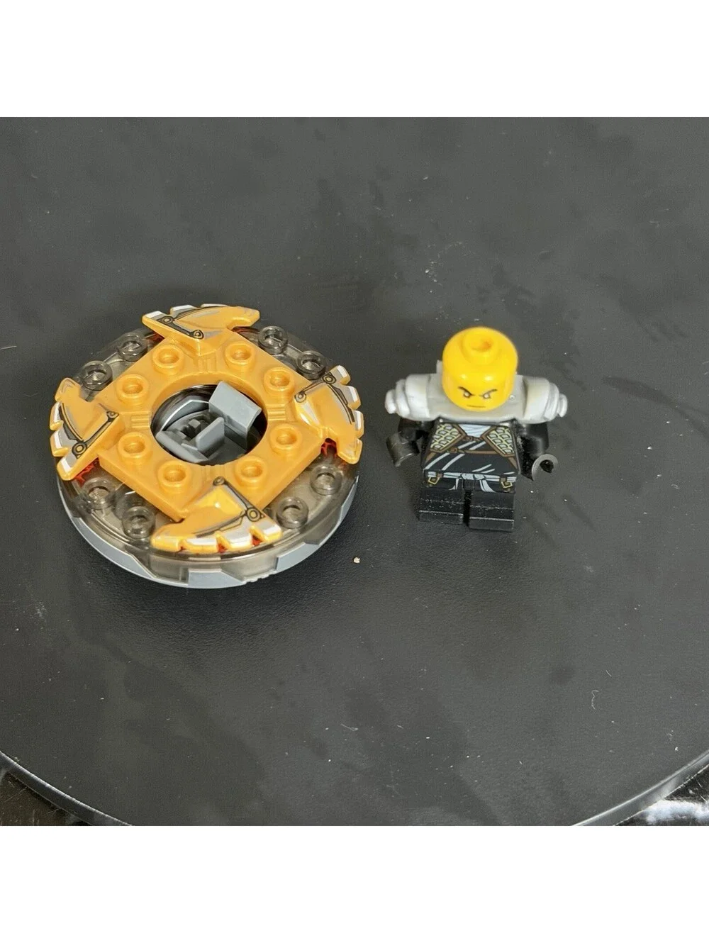 LEGO Ninjago Cole ZX w/ Shoulder Armor Minifigure njo039
